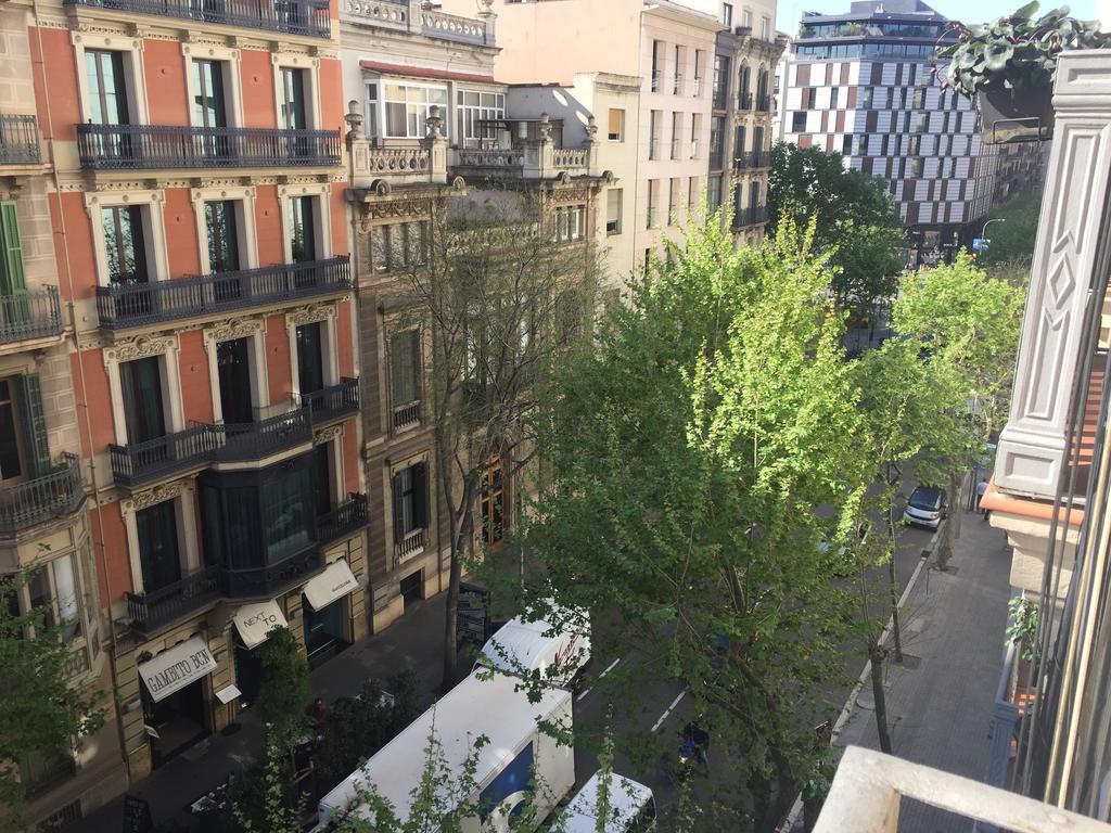 Petit Rossello Leilighet Barcelona Eksteriør bilde